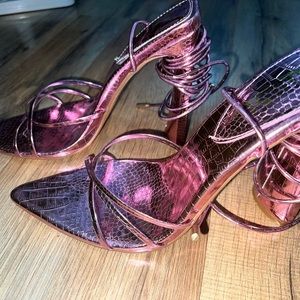 Cutest Metallic Pink ‘EGO’ Heels